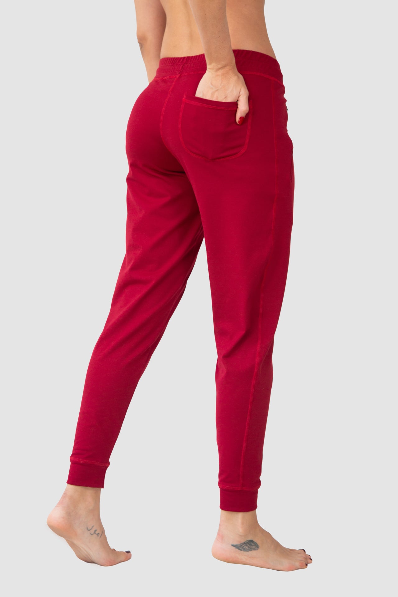 Jogger best sale vino mujer